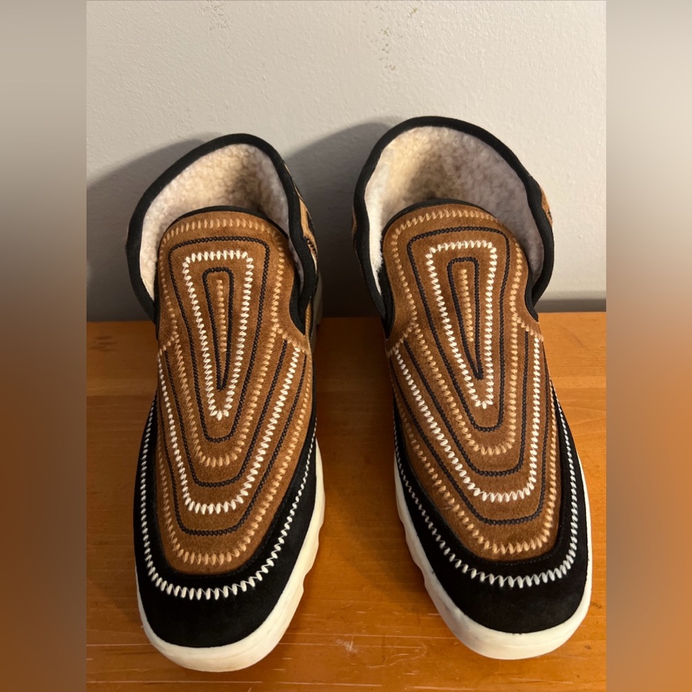 BERNARDO DREA SHOE 8.5ANKLE  Sheep Skin BROWN BLACK TEXTILE SLIP ON